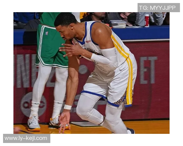 范戴克领衔的后防线如何重塑球队防守体系与战术风格