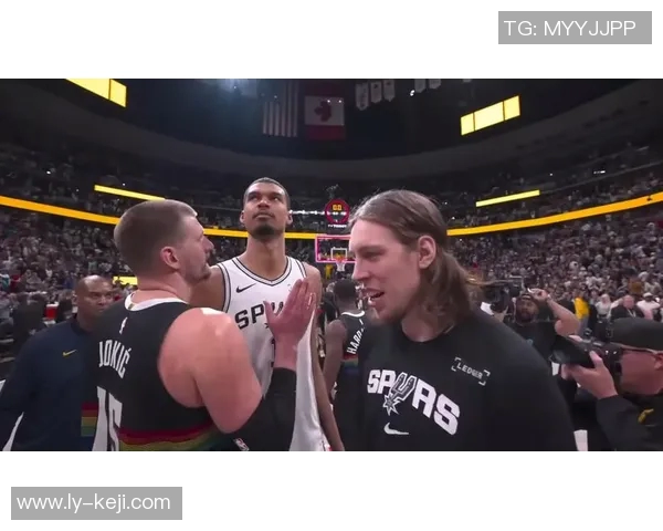 2016年NBA季后赛马刺与掘金激战回顾及精彩瞬间分析